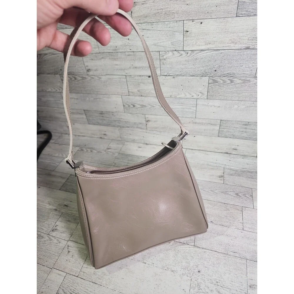 Vintage Y2K Liz Claiborne Faux Leather Shoulder Bag Purse Tan Patent Minimalist